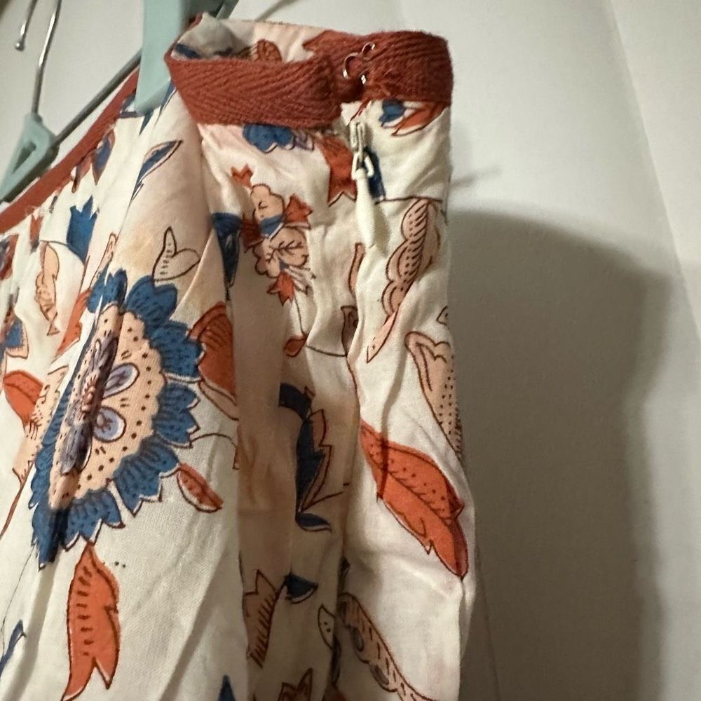 Willi Smith flowy paisley skirt, 100% Cotton, side zipper - Picture 3 of 5